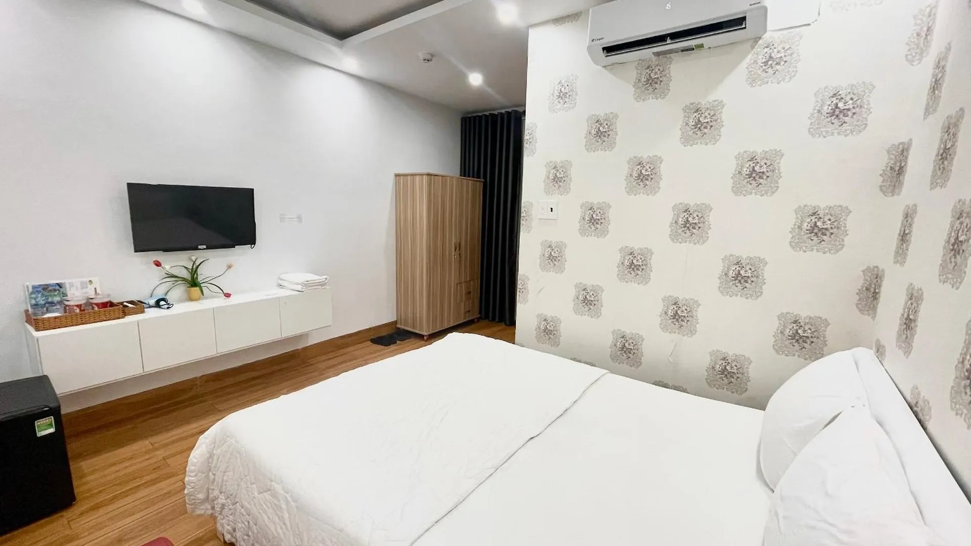 The Land Hotel & Apartment Vung Tau 3*,